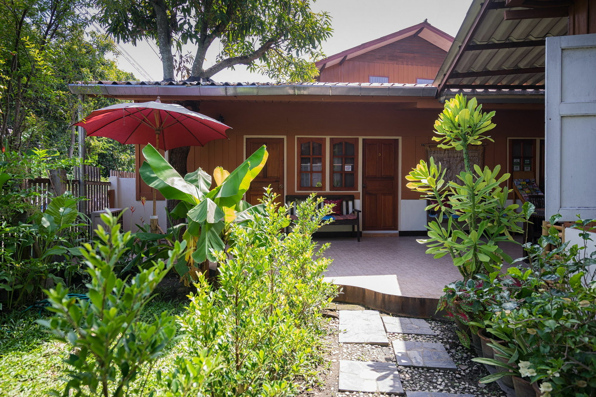 Luna Guesthouse 2 Chiang Mai Ngoại thất bức ảnh